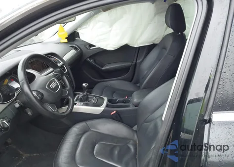 2014 Audi A4 2.0T Premium z USA, uszkodzony, nr VIN WAUDFAFL3EN032231